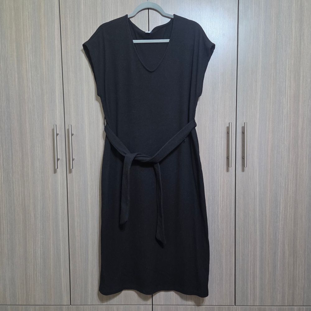 Chic Black Belted Dress